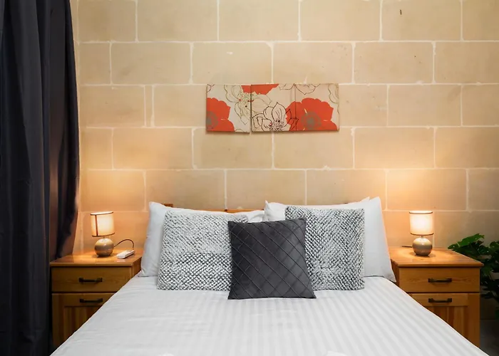 2bd Spacious With Front Terrace And Country Views - Gozo Island Apartment Qala