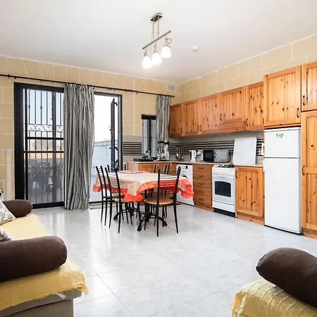Apartment 2bd Spacious With Front Terrace And Country Views - Gozo Island
