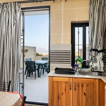 2bd Spacious With Front Terrace And Country Views - Gozo Island Apartman Qala