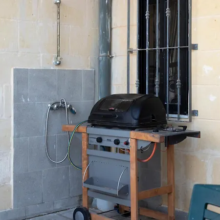 Apartment 2bd Spacious With Front Terrace And Country Views - Gozo Island *