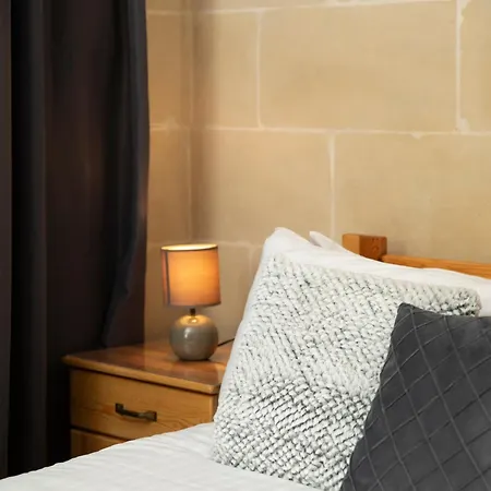 2bd Spacious With Front Terrace And Country Views - Gozo Island