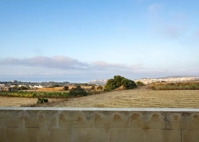 2bd Spacious With Front Terrace And Country Views - Gozo Island Qala